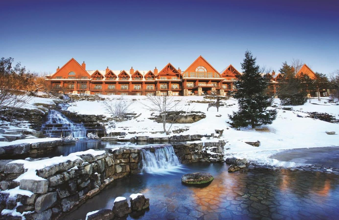 Penthouse Thousand Hills Golf Front Condo With Pool Close To 76 And Sleeps 8 Branson Eksteriør billede